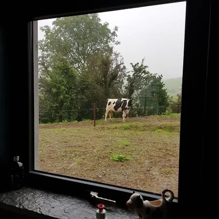 Nyaraló Lovely 2-bed Farm With Views